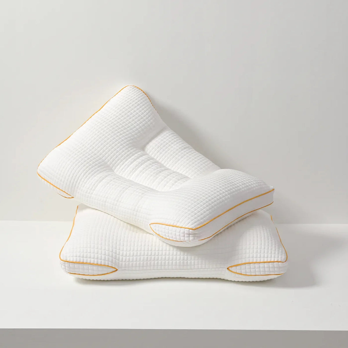 Zwei ergonomische Erwachsenenkissen von Die stille Nacht
